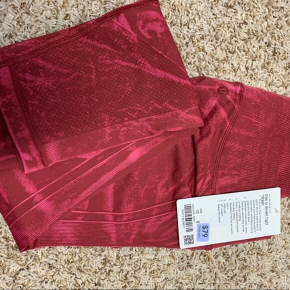 Lululemon - Picture 1 of 1